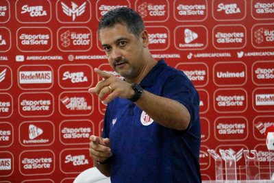 6682 marquinhos santos